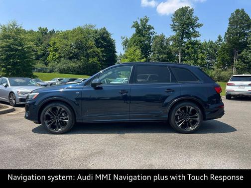 Waitomo Blue Metallic 2026 Audi Q7 55 Premium Plus