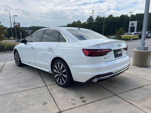 2023 Audi A4 40 Premium Plus