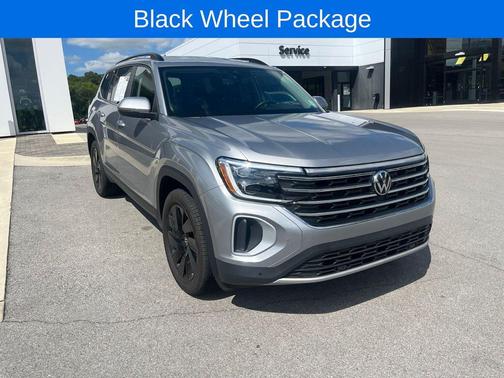 silver mist metallic 2026 Volkswagen Atlas 2.0T SE w/Technology