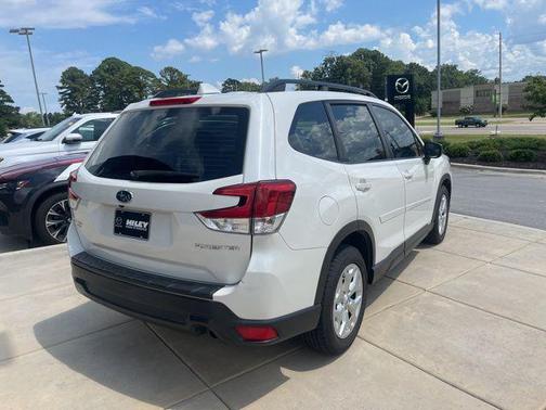 2020 Subaru Forester Base