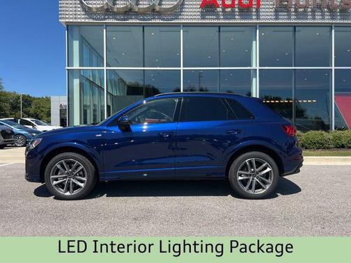 2025 Audi Q3 Premium 45 TFSI S line quattro Tiptronic
