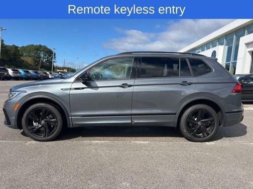 2024 Volkswagen Tiguan 2.0T SE R-Line Black