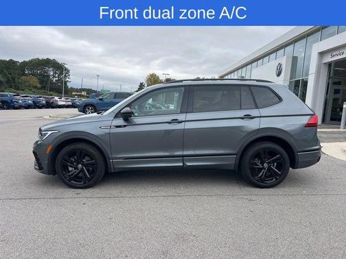 2024 Volkswagen Tiguan 2.0T SE R-Line Black
