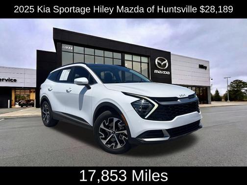 Glacial White Pearl 2025 Kia Sportage EX