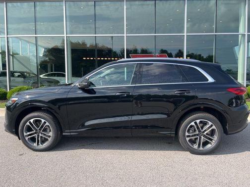 2025 Audi Q5 Premium Plus