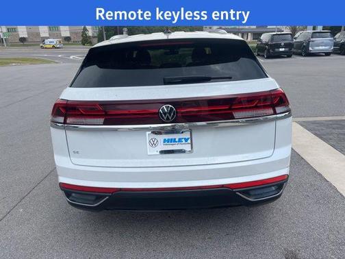 2026 Volkswagen Atlas Cross Sport 2.0T SE