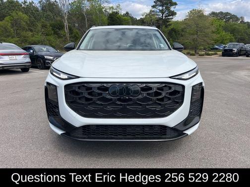 Glacier White Metallic 2026 Audi Q3 TFSI quattro S tronic