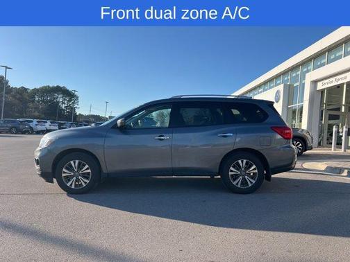 2020 Nissan Pathfinder SV 2WD