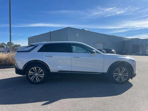 2024 Cadillac LYRIQ Luxury