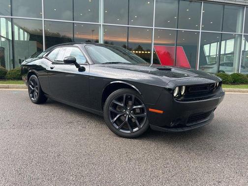 2021 Dodge Challenger SXT