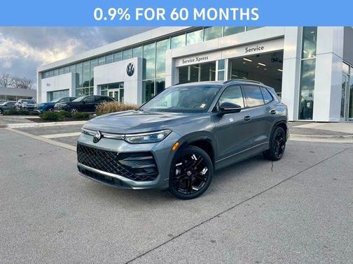 2026 Volkswagen Tiguan 2.0T SE R-Line Black