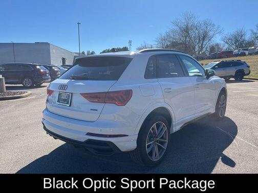 2025 Audi Q3 Premium 45 TFSI S line quattro Tiptronic