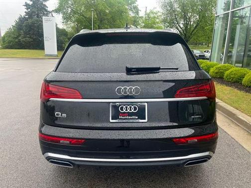 2024 Audi Q5 45 S line Premium