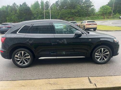 2024 Audi Q5 45 S line Premium