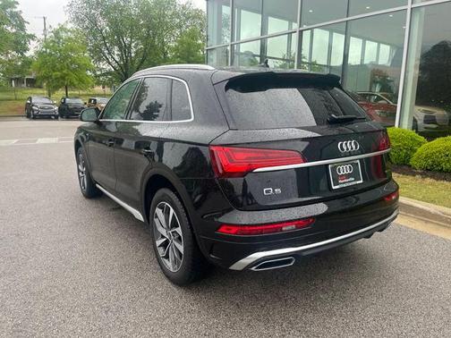 2024 Audi Q5 45 S line Premium