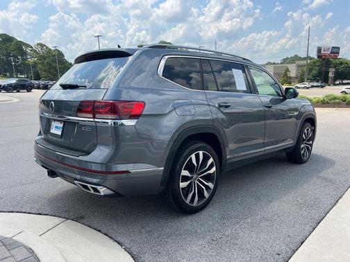 2022 Volkswagen Atlas 3.6L SEL Premium