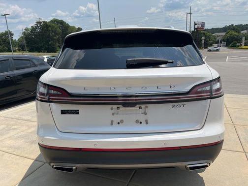 2019 Lincoln Nautilus Select