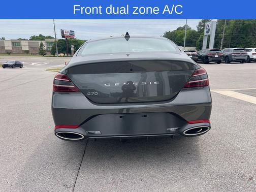 Makalu Gray 2025 Genesis G70 2.5T RWD