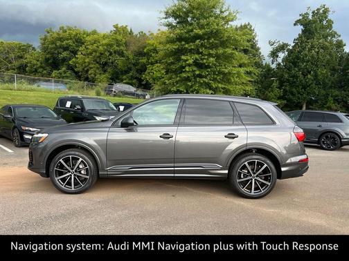 Samurai Gray Metallic 2026 Audi Q7 45 Premium Plus