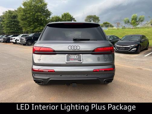 Samurai Gray Metallic 2026 Audi Q7 45 Premium Plus