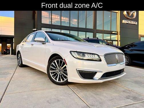 2017 Lincoln MKZ Base