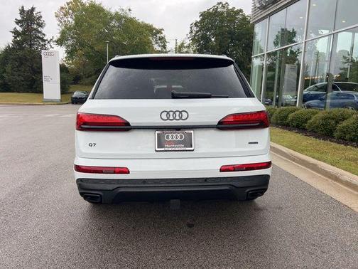 2026 Audi Q7 45 Premium