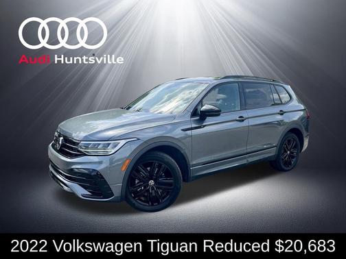Platinum Gray Metallic 2022 Volkswagen Tiguan 2.0T SE R-Line Black