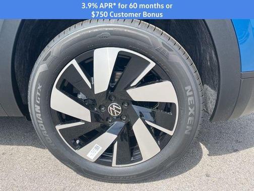 2025 Volkswagen Atlas Cross Sport 2.0T SE w/Technology