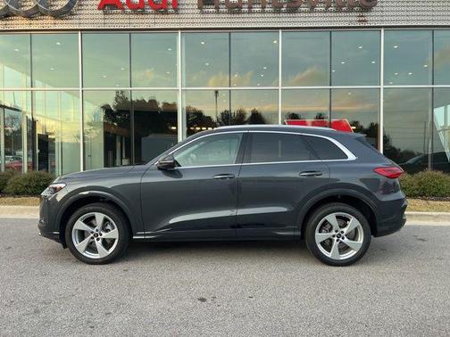 2025 Audi Q5 Premium Plus TFSI quattro S tronic