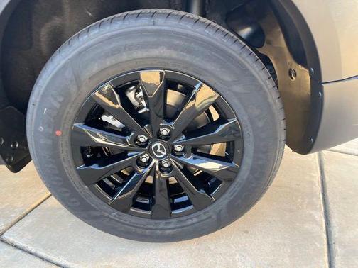 2025 Mazda CX-50 2.5 S Preferred Package