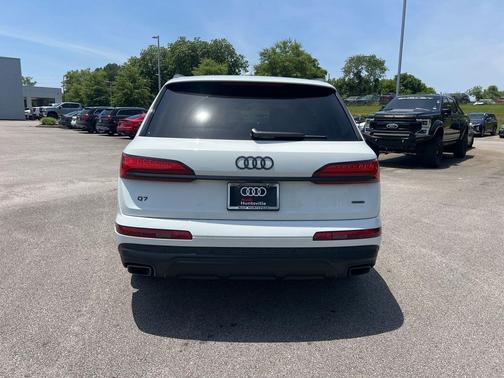 Carrara White 2026 Audi Q7 55 Premium Plus