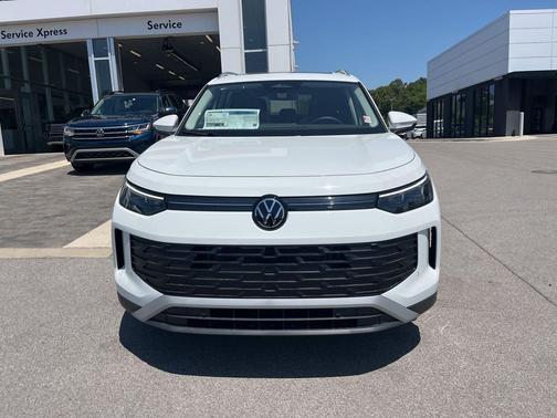 Pure White 2026 Volkswagen Tiguan 2.0T SE