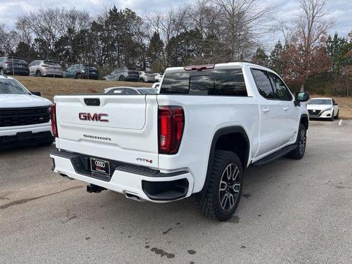 2025 GMC Sierra 1500 AT4