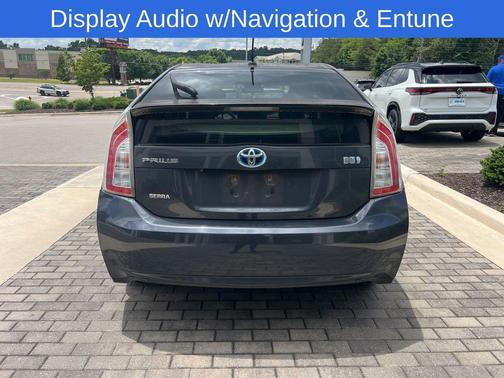 Winter Gray Metallic 2014 Toyota Prius Three