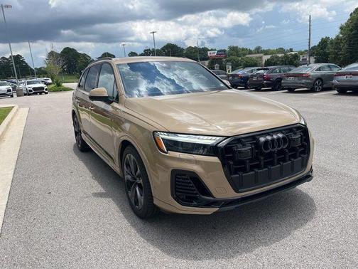 2025 Audi Q7 55 Prestige