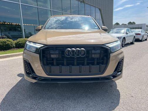 2025 Audi Q7 55 Prestige