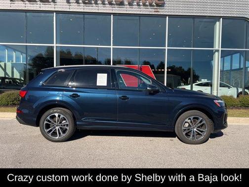 2025 Audi Q7 45 Premium Plus