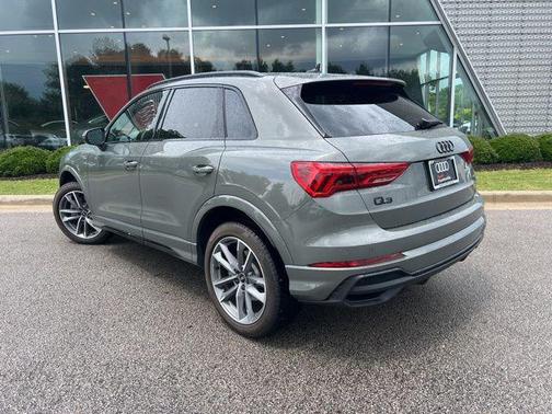 2025 Audi Q3 Premium 45 TFSI S line quattro Tiptronic