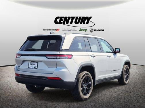 2024 Jeep Grand Cherokee Laredo