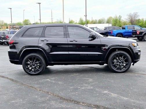2021 Jeep Grand Cherokee Laredo X