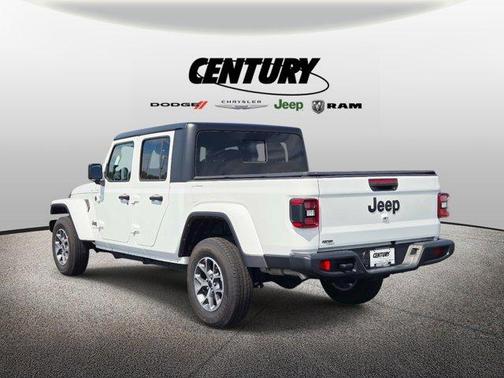 Bright White Clearcoat 2024 Jeep Gladiator Sport