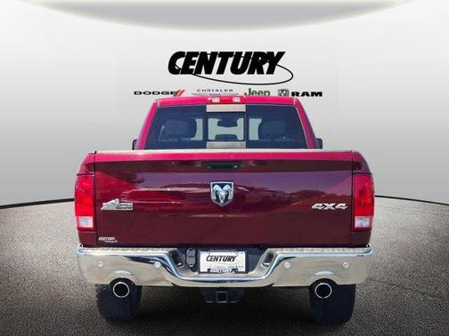 Delmonico Red Pearlcoat 2017 RAM 1500 Big Horn