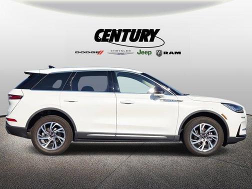 2024 Lincoln Corsair Premiere