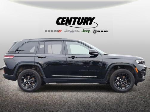 2024 Jeep Grand Cherokee Laredo