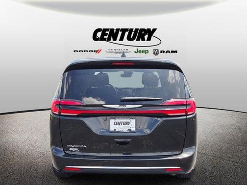 2023 Chrysler Pacifica Touring