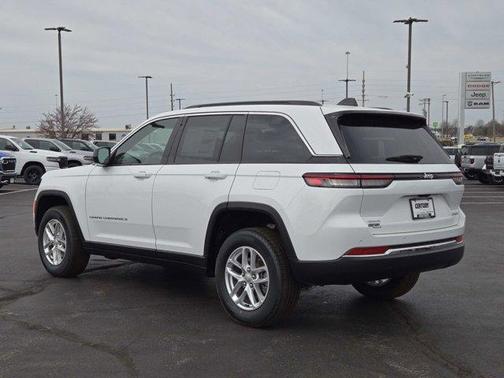 2025 Jeep Grand Cherokee Laredo X