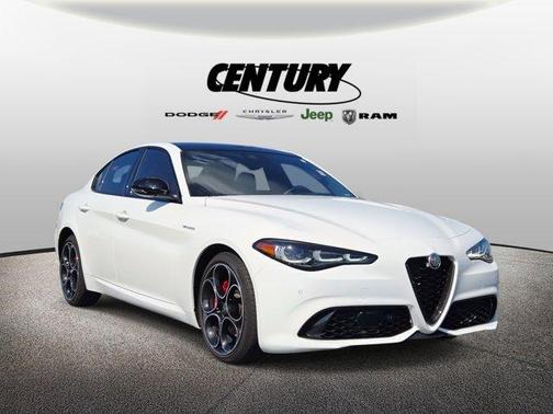 2024 Alfa Romeo Giulia Veloce
