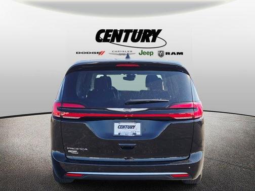2024 Chrysler Pacifica Touring-L