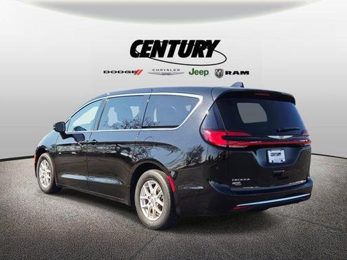 2024 Chrysler Pacifica Touring-L