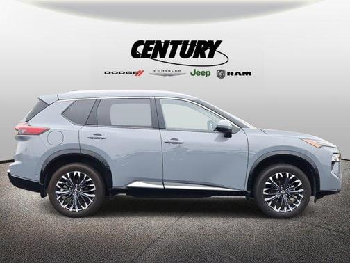 2024 Nissan Rogue Platinum